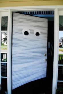 mummy door