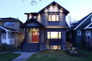 Vancouver Custom Home on 33 ft lot